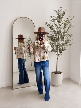 NWT LaFayette 148 Embroidered Cream Floral Jacket with Gold Accents
